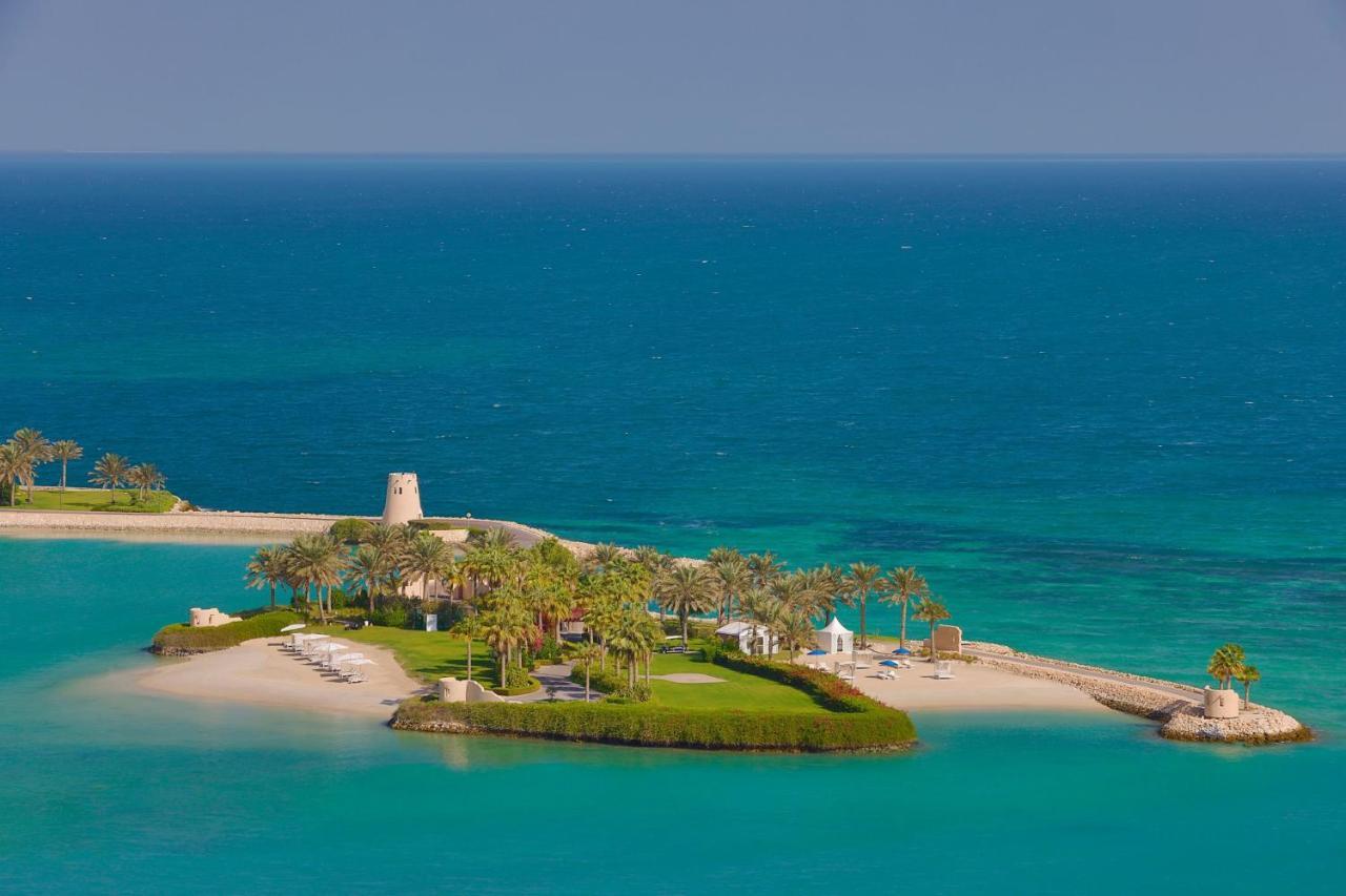 Курортный комплекс The Ritz-carlton, Bahrain 5*