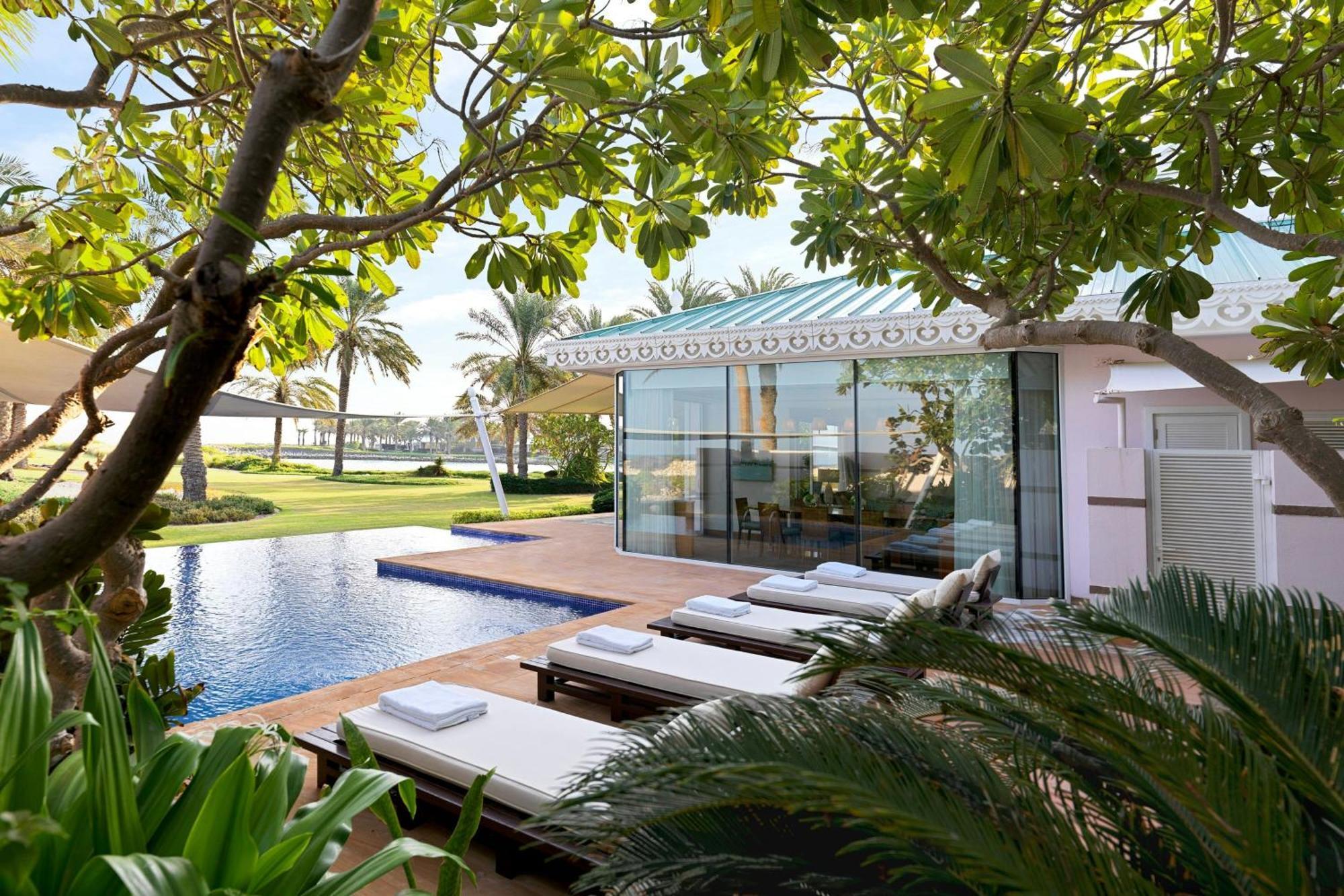 Курортный комплекс The Ritz-carlton, Bahrain Манама